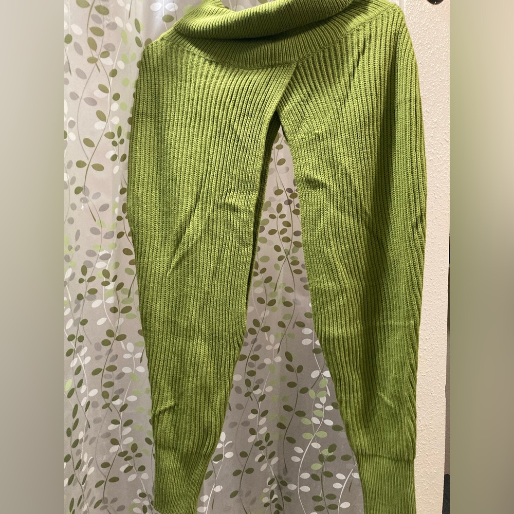 Free People sweater